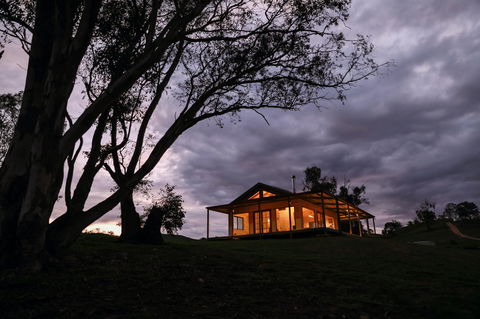 Kestrel Nest EcoHut - Accommodation Mooloolaba 1