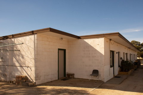 Kimba Units - Apartment 5 - Accommodation Mooloolaba 1