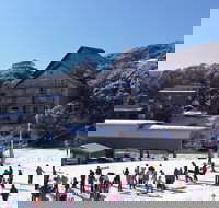 Les Chalets - Accommodation Mooloolaba