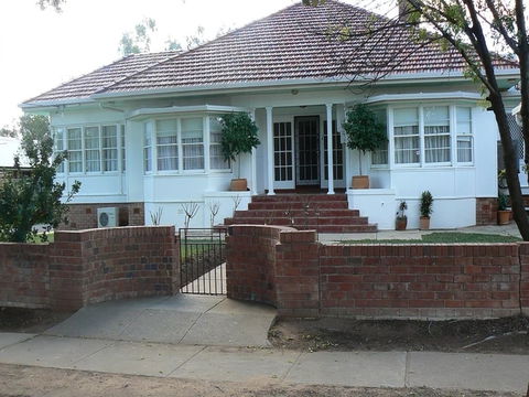 Poets On Mertin - Accommodation Mooloolaba 1