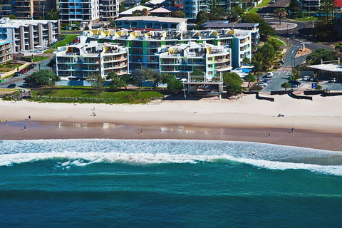 Rolling Surf Resort - Accommodation Mooloolaba 0