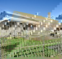 Rothesay - Accommodation Mooloolaba