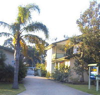 Avalon Holiday Units - Accommodation Mooloolaba