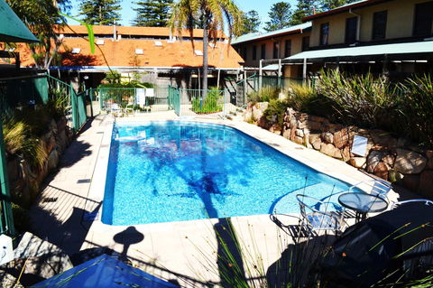 Cottesloe Beach Chalets - Accommodation Mooloolaba 0