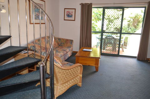 Cottesloe Beach Chalets - Accommodation Mooloolaba 5