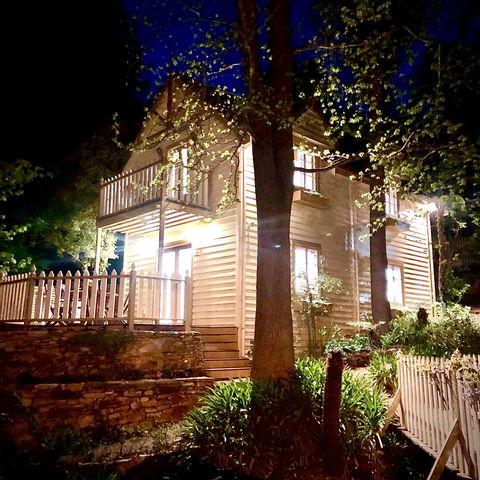 Aldgate Creek Cottage Bed & Breakfast - Accommodation Mooloolaba 1