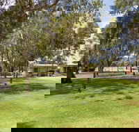 A Maze'N Things Holiday Park and Motel - Accommodation Mooloolaba