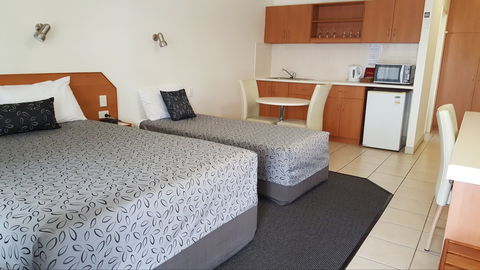 Carriers Arms Hotel Motel - Accommodation Mooloolaba 1