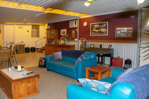 Chrissie's Dongara - Accommodation Mooloolaba 1