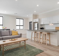 Crooked Lane - Accommodation Mooloolaba