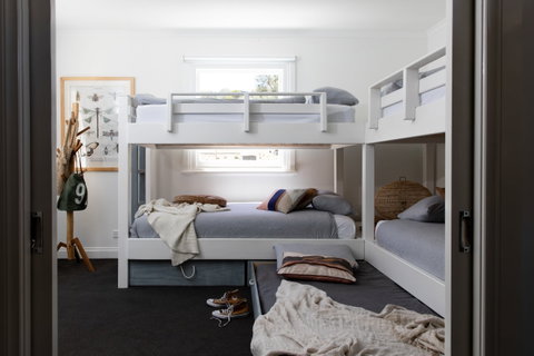 Fingal House - Accommodation Mooloolaba 2