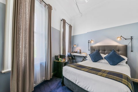 Hotel Harry, Ascend Hotel Collection - Accommodation Mooloolaba 1