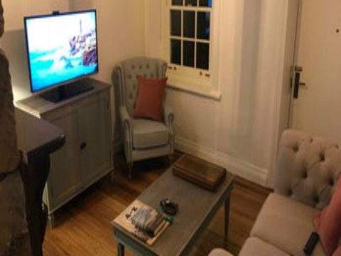 Lythgo's Row Colonial Cottages - Accommodation Mooloolaba 0