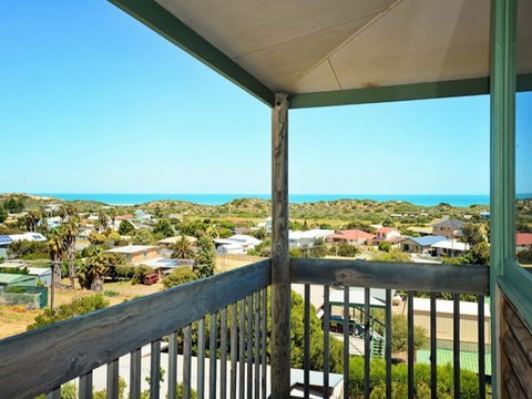 3 Henley Street - Goolwa Beach - Accommodation Mooloolaba 1