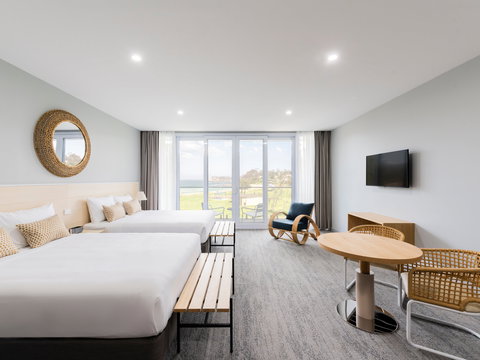 Abode Malua Bay - Accommodation Mooloolaba 2