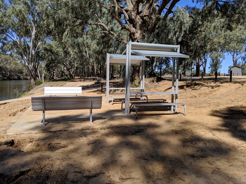 Boat Ramp Free Camping Area - Accommodation Mooloolaba 2