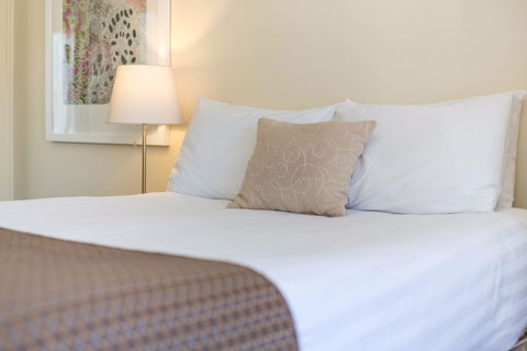 Club Motel And Apartments - Accommodation Mooloolaba 1