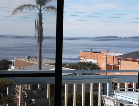 Golf At Glasshouse Rocks - Accommodation Mooloolaba 1