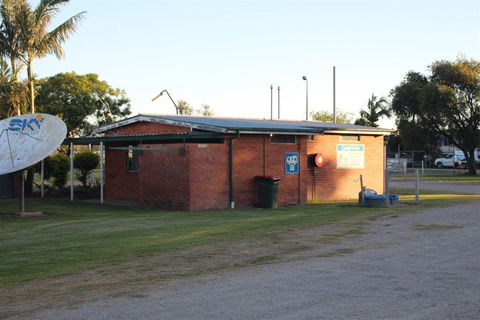 Grafton Greyhound Racing Club Caravan Park - Accommodation Mooloolaba 0