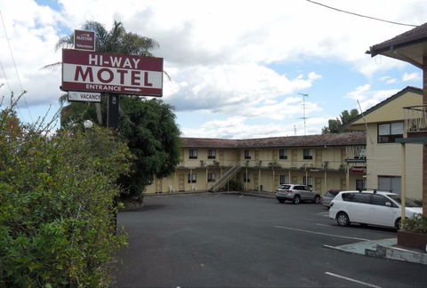 Hi-Way Motel - Accommodation Mooloolaba 0