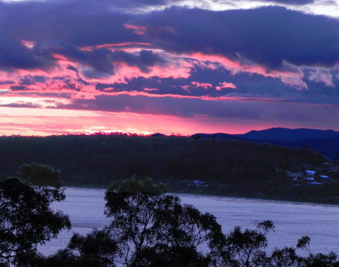 Longbeach Clifftop Retreat - Accommodation Mooloolaba 0