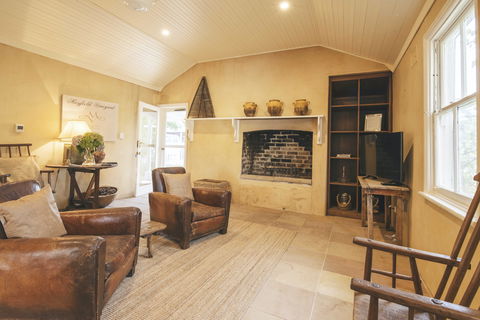 Mayfield Vineyard Cottages - Accommodation Mooloolaba 2
