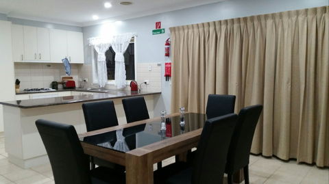 Numurkah Self Contained Apartments - Accommodation Mooloolaba 1