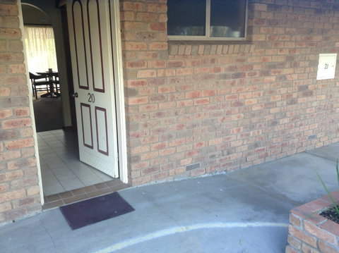 Paradise Lakes Motel - Accommodation Mooloolaba 1