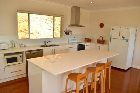 Pat And Ted's In The Piccadilly Valley - Accommodation Mooloolaba 1