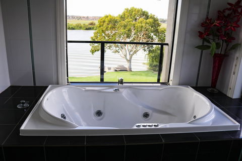 River Devine  White Sands Murray Bridge - Accommodation Mooloolaba 1