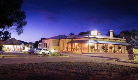 Standpipe Golf Motor Inn - Accommodation Mooloolaba 0