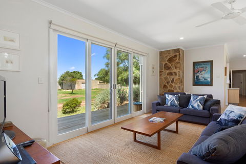 The Cutting - Accommodation Mooloolaba 2