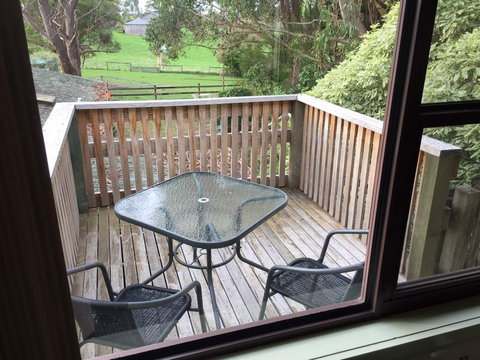 White Hawk Accommodation - Accommodation Mooloolaba 2