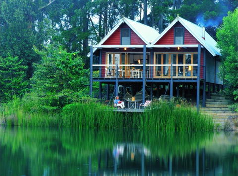 Cloudlake Mountain Retreat - Accommodation Mooloolaba 0