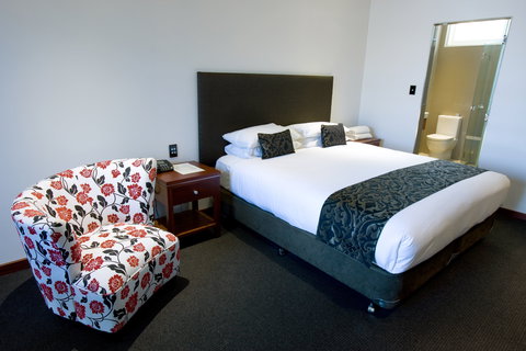 Commodore On The Park - Accommodation Mooloolaba 1