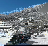 Falls Creek Hotel - Accommodation Mooloolaba