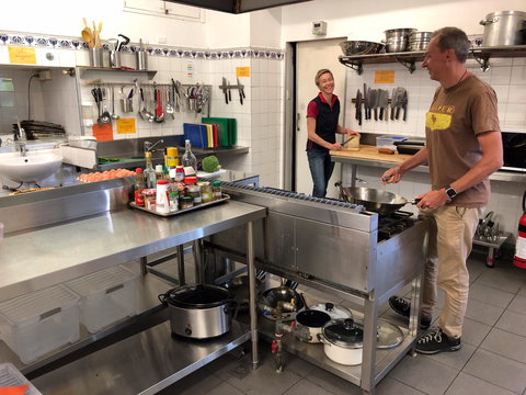 Glenella Guesthouse - Accommodation Mooloolaba 2