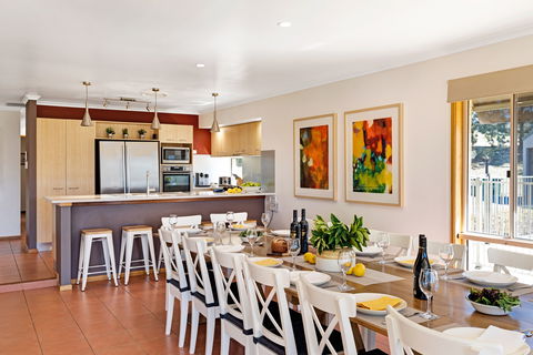 Hillbrook Estate - Accommodation Mooloolaba 1
