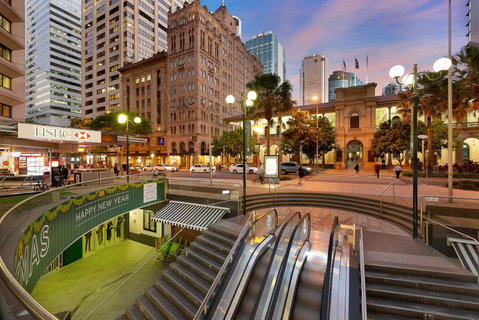 Manor Apartment Hotel - Accommodation Mooloolaba 0