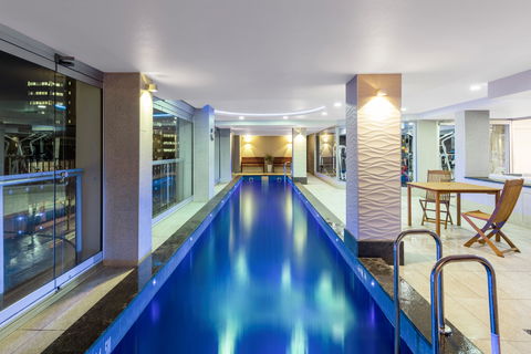 Oaks Adelaide Embassy Suites - Accommodation Mooloolaba 1