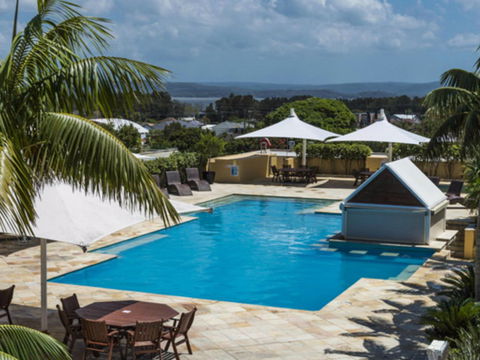 Oaks The Entrance Waterfront Resort - Accommodation Mooloolaba 0
