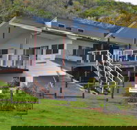 Point Plomer Holiday Cottages - Accommodation Mooloolaba