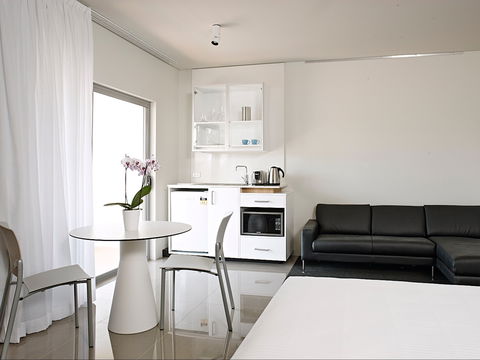 The Horatio Motel And Suites - Accommodation Mooloolaba 1