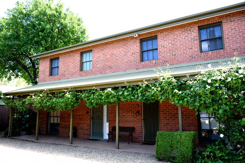 Wagga Riverside Apartments - Accommodation Mooloolaba 0