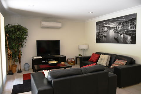 Wagga Riverside Apartments - Accommodation Mooloolaba 2