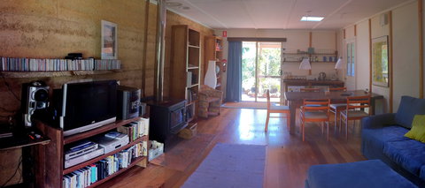 Windrose Bed And Breakfast - Accommodation Mooloolaba 1