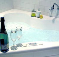 Clonmara Cottages - Accommodation Mooloolaba