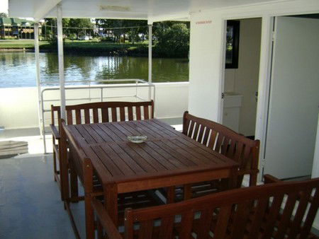 Boyds Bay Houseboat Holidays - Accommodation Mooloolaba 3