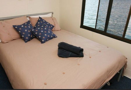 Boyds Bay Houseboat Holidays - Accommodation Mooloolaba 4