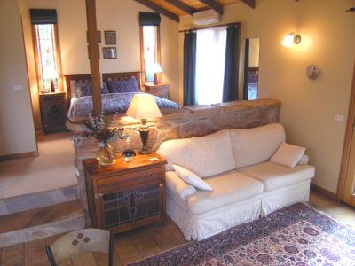 Wombat Hills Cottages - Accommodation Mooloolaba 1